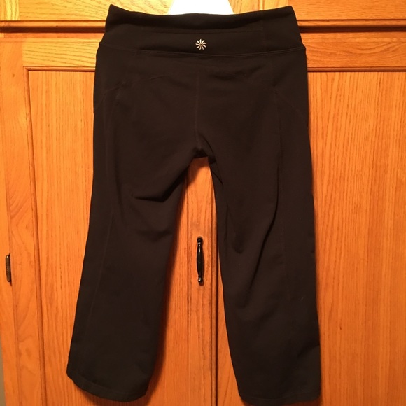Athleta yoga Capris - Picture 2 of 3